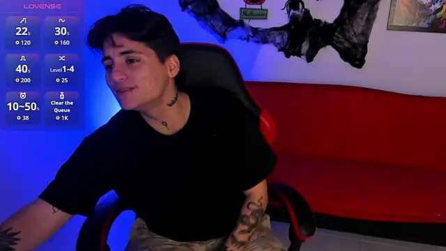 PeytonBox online show from October 23, 2025, 11:42 am