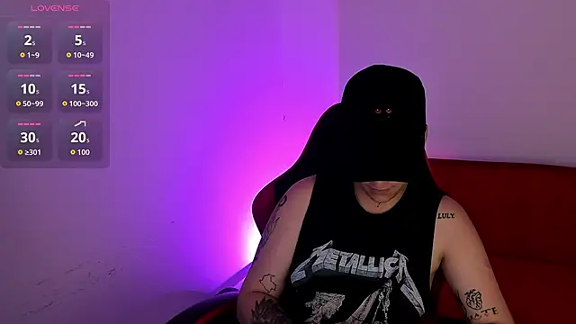 PeytonBox online show from November 6, 2025, 11:22 am