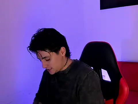 PeytonBox online show from November 29, 2025, 11:35 am