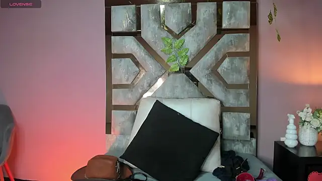Snapshot of Electra_Gosselin chatting on July 1, 2026, 1:29 am Electra Gosselin online show from July 1, 2026, 1:29 am