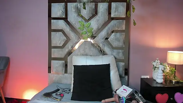 Snapshot of Electra_Gosselin chatting on July 8, 2026, 2:49 am Electra Gosselin online show from July 8, 2026, 2:49 am