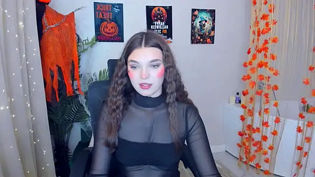 DivineAmour online show from October 13, 2025, 11:32 am