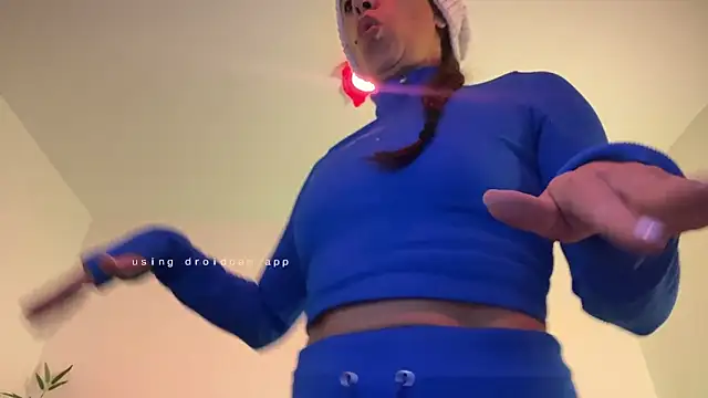 Snapshot of Biancamirage3 chatting on February 3, 2026, 12:10 pm Biancamirage3 online show from February 3, 2026, 12:10 pm