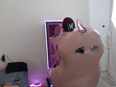 Snapshot of Maddy_Vicius19 chatting on September 21, 2025, 8:21 pm Maddy Vicius19 online show from September 21, 2025, 8:21 pm