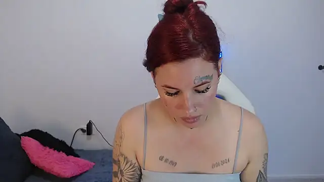 Snapshot of Maddy_Vicius19 chatting on September 25, 2025, 7:50 pm Maddy Vicius19 online show from September 25, 2025, 7:50 pm