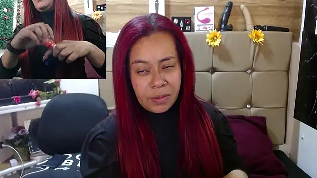 MIA  SPENCER online show from September 30, 2025, 5:18 pm