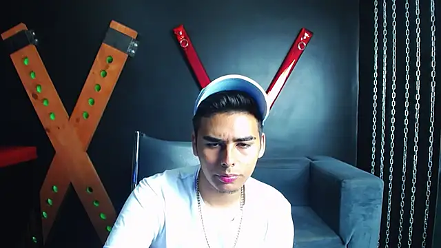 Matthewlodge online show from September 22, 2025, 1:13 pm