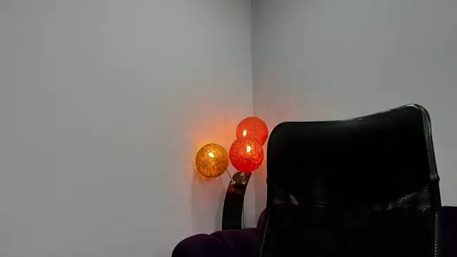 Matthewlodge online show from November 15, 2025, 3:48 am