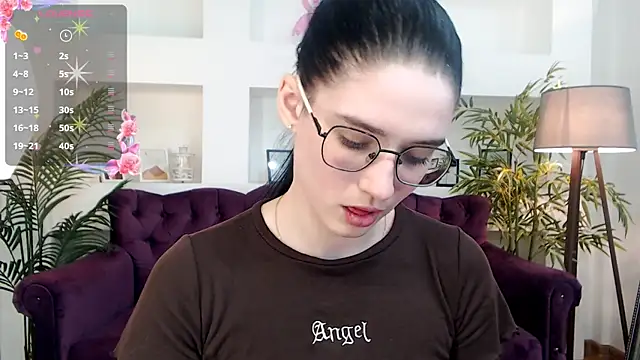 Charming Mysteriousss online show from April 27, 2026, 12:36 pm