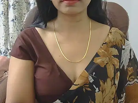 MISS SOMIYA online show from February 27, 2026, 6:52 pm