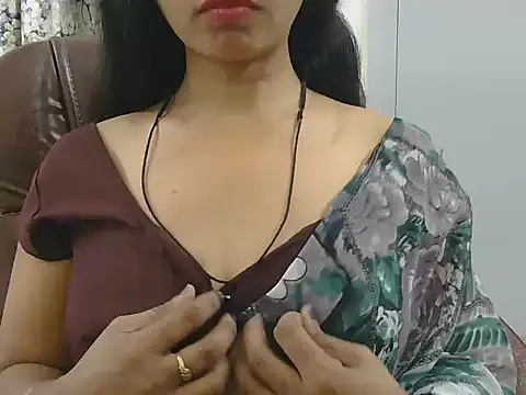 Snapshot of MISS_SOMIYA chatting on May 7, 2026, 3:50 pm MISS SOMIYA online show from May 7, 2026, 3:50 pm