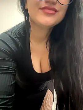 Molly-molly- online show from September 25, 2025, 6:06 am