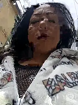 Misshot 01 online show from October 17, 2025, 6:43 pm