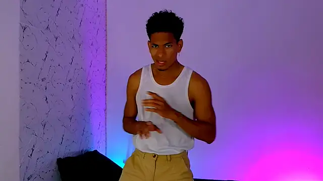 lorian vikel online show from March 17, 2026, 11:19 pm