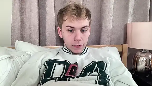 scottishtwink01 online show from October 29, 2025, 1:30 am
