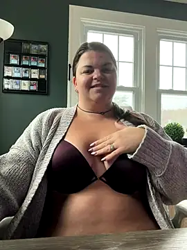 PlayWithBrittany online show from October 29, 2025, 12:40 pm