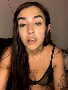 Bbzinha 18 online show from November 28, 2025, 1:41 am