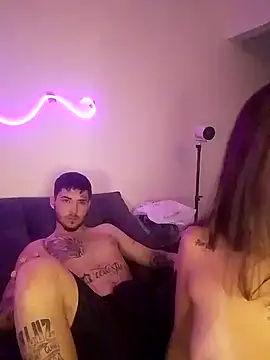 Bbzinha 18 online show from November 30, 2025, 4:38 am