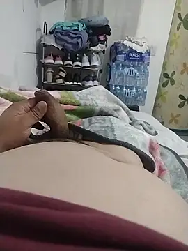 Santiagoqro85 online show from January 13, 2026, 4:29 am