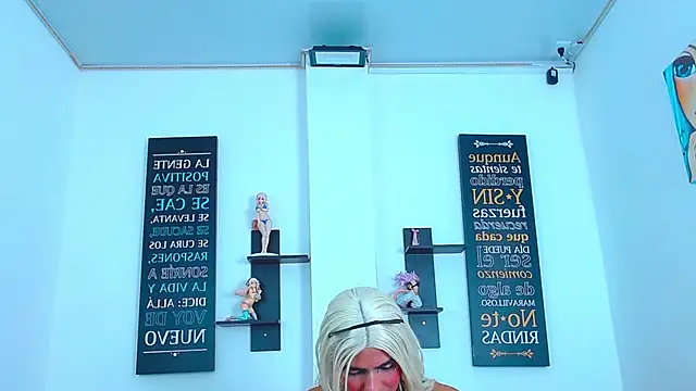 CHLOE THUNDERS online show from March 7, 2026, 4:04 pm