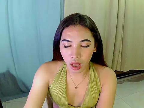 Chen Lavin online show from October 13, 2025, 1:55 pm