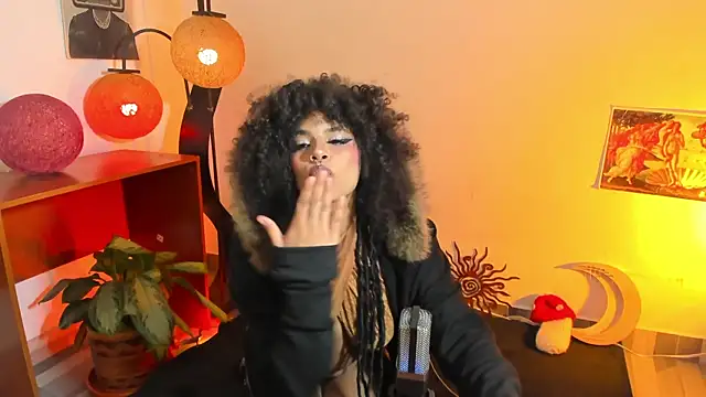 Raven luv online show from May 29, 2026, 4:43 am