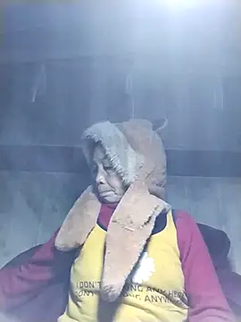 -Xuka-200 online show from February 9, 2026, 3:38 pm