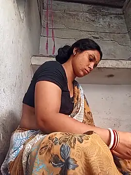 Notyriya7 online show from April 21, 2026, 1:42 am