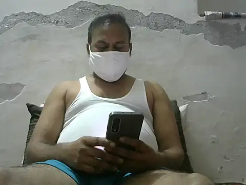 Famit025 online show from February 19, 2026, 6:15 pm