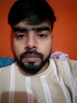 soniriyaa010101 online show from October 16, 2025, 11:55 am