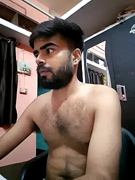 soniriyaa010101 online show from April 18, 2026, 7:07 pm