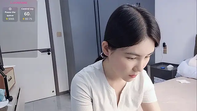 luckckcj online show from November 17, 2025, 12:49 am