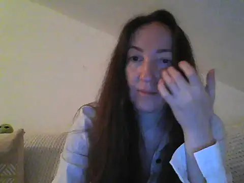 Valessya online show from May 9, 2026, 9:20 pm