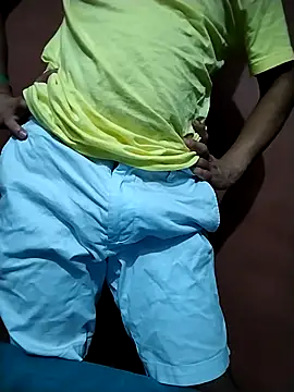 Snapshot of Mau3450 chatting on October 17, 2025, 2:15 am Mau3450 online show from October 17, 2025, 2:15 am