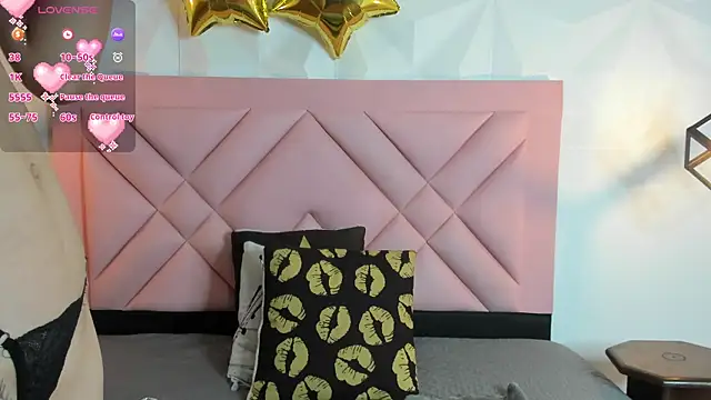 Caroline daring online show from July 16, 2026, 12:22 pm