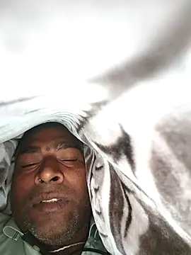 Chanderi19 online show from November 12, 2025, 10:20 pm