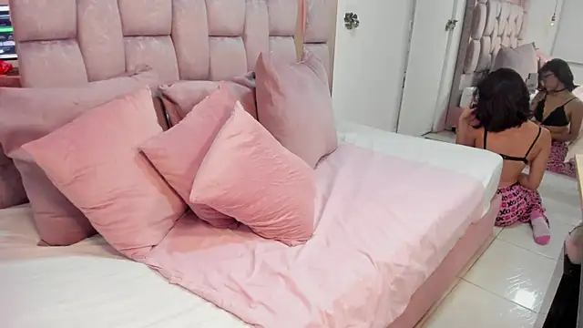 bianca naviss online show from November 6, 2025, 9:59 pm