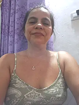 Lucerito-Hot online show from October 13, 2025, 3:01 pm
