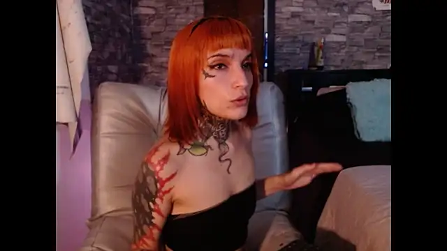 Inferno Molly online show from February 9, 2026, 5:11 am