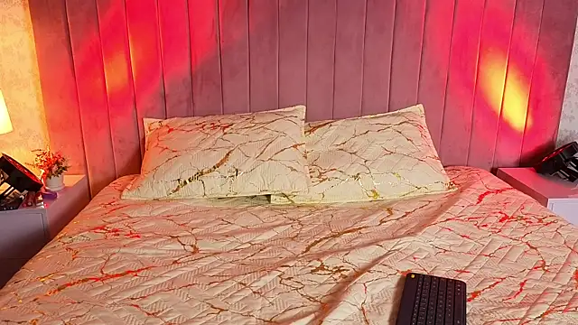 RobinBennett online show from September 24, 2025, 1:58 pm