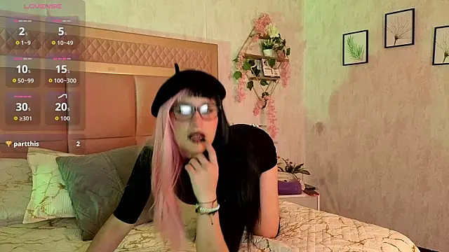 RobinBennett online show from October 25, 2025, 11:29 am