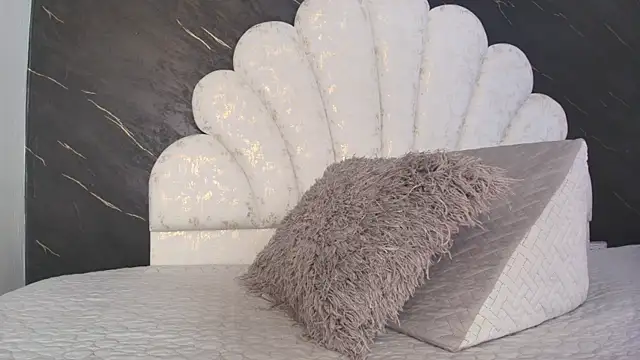 kissme luna online show from March 16, 2026, 7:07 pm