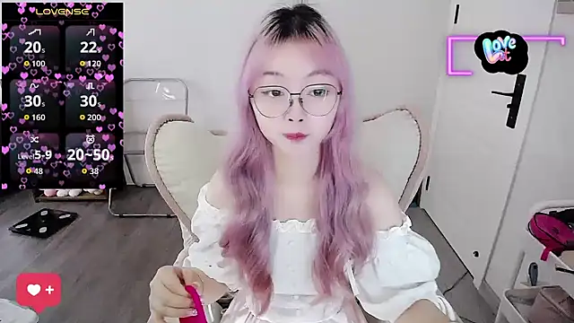 Snapshot of baby-yaya20 chatting on September 22, 2025, 5:09 am baby-yaya20 online show from September 22, 2025, 5:09 am