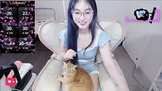 Snapshot of baby-yaya20 chatting on November 30, 2025, 12:25 am baby-yaya20 online show from November 30, 2025, 12:25 am