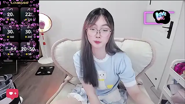 Snapshot of baby-yaya20 chatting on February 9, 2026, 11:14 am baby-yaya20 online show from February 9, 2026, 11:14 am