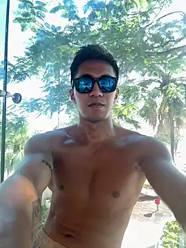 gooodboiii online show from September 14, 2025, 8:24 am