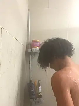 Cartyiii online show from October 15, 2025, 2:33 am