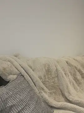 SexySaraxxoo online show from December 23, 2025, 10:46 am