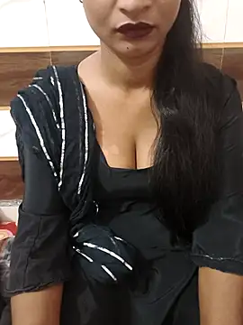 Itz Mayra  online show from October 24, 2025, 6:10 am