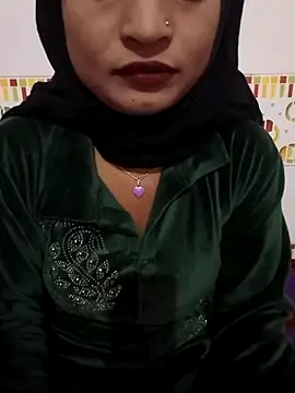 Itz Mayra  online show from December 4, 2025, 8:34 am